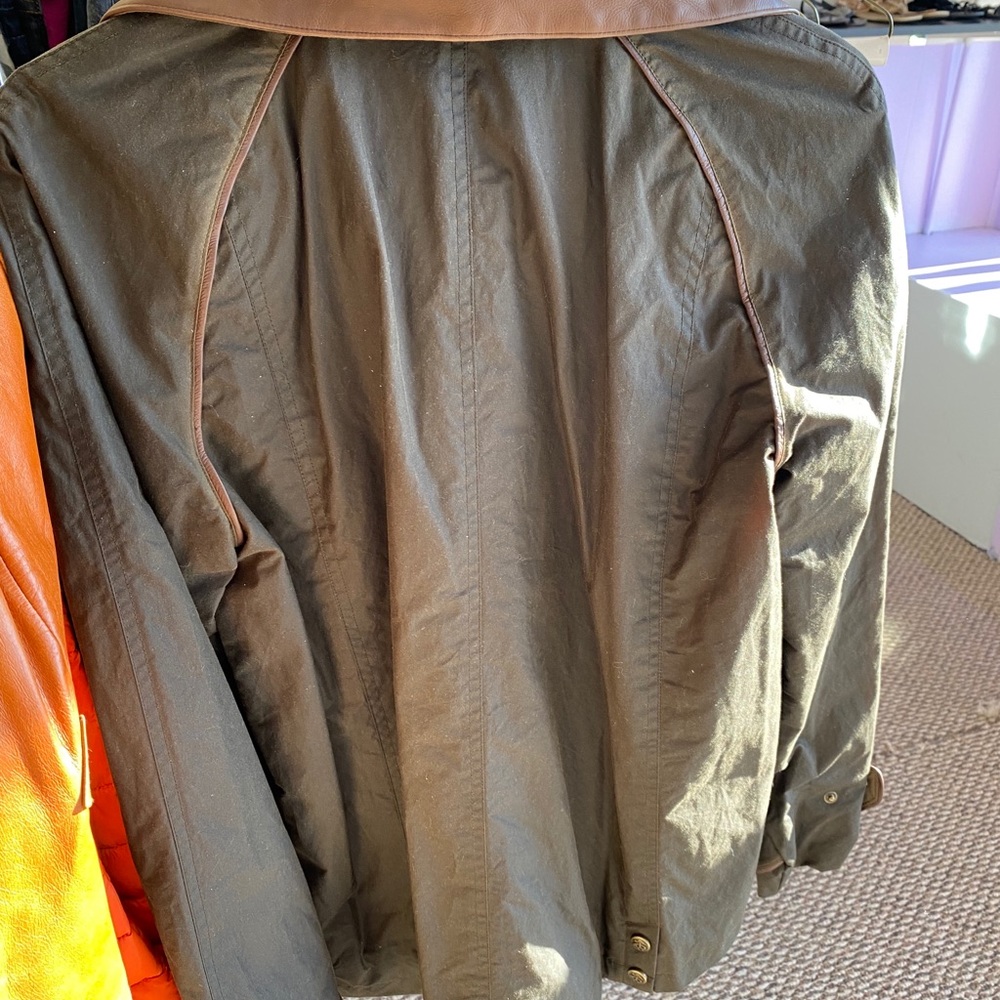 Jacket - Picture 3 of 5